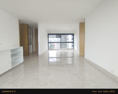 Apartamento en arriendo en San Lucas, Medellín · foto 3 de 16