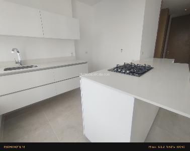 Apartamento en arriendo en San Lucas, Medellín · foto 10 de 16