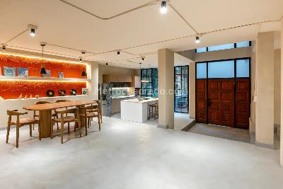 Casa de 5 alcobas en venta en Las Lomas, Medellín, 649 m² · foto 3 de 20