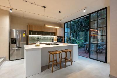 Casa de 5 alcobas en venta en Las Lomas, Medellín, 649 m² · foto 5 de 20