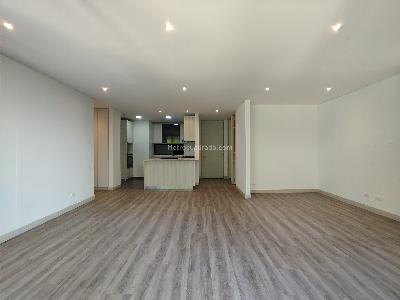 Apartamento de 3 alcobas en arriendo en Los Gonzalez, Medellín, 125 m² · foto 3 de 20