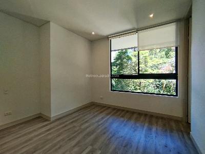 Apartamento de 3 alcobas en arriendo en Los Gonzalez, Medellín, 125 m² · foto 12 de 20