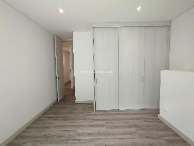 Apartamento de 3 alcobas en arriendo en Los Gonzalez, Medellín, 125 m² · foto 16 de 20