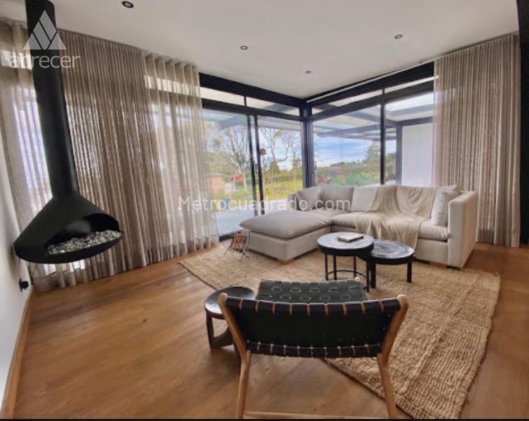 Charming 3BR Country House in Santa Elena - 3