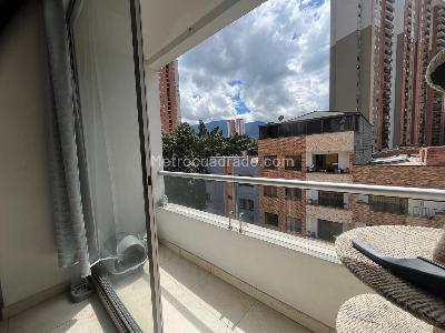 Apartamento de 2 alcobas en venta en Sabaneta, Sabaneta, 53 m² · foto 2 de 17