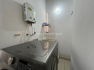 Apartamento de 2 alcobas en venta en Sabaneta, Sabaneta, 53 m² · foto 5 de 17