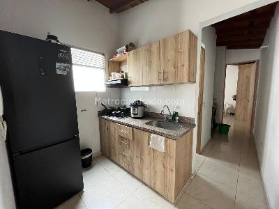 Apartamento de 2 alcobas en venta en Sabaneta, Sabaneta, 53 m² · foto 10 de 17