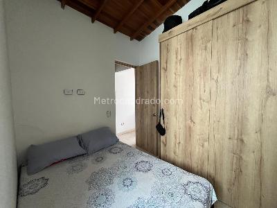 Apartamento de 2 alcobas en venta en Sabaneta, Sabaneta, 53 m² · foto 11 de 17