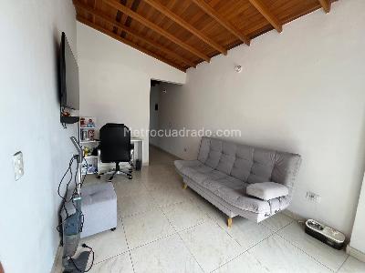 Apartamento de 2 alcobas en venta en Sabaneta, Sabaneta, 53 m² · foto 14 de 17