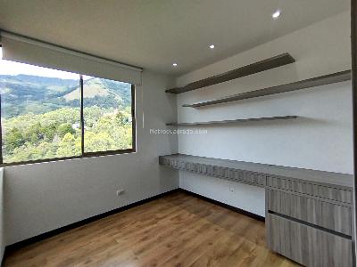 Apartamento de 2 alcobas en arriendo en La Calera, Medellín, 130 m² · foto 11 de 20