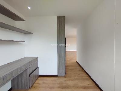 Apartamento de 2 alcobas en arriendo en La Calera, Medellín, 130 m² · foto 12 de 20