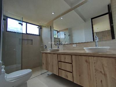 Apartamento de 2 alcobas en arriendo en La Calera, Medellín, 130 m² · foto 19 de 20