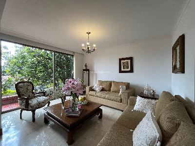 Casa de 4 alcobas en venta en La Calera, Medellín, 513 m² · foto 4 de 20