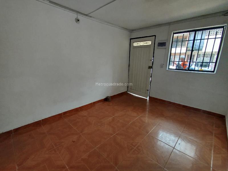 Casa en Alquiler de 4 Alcobas en Guayabal Cristo Rey - 4