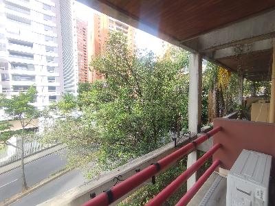 Apartamento de 1 alcoba en arriendo en Los Parra, Medellín, 82 m² · foto 12 de 14
