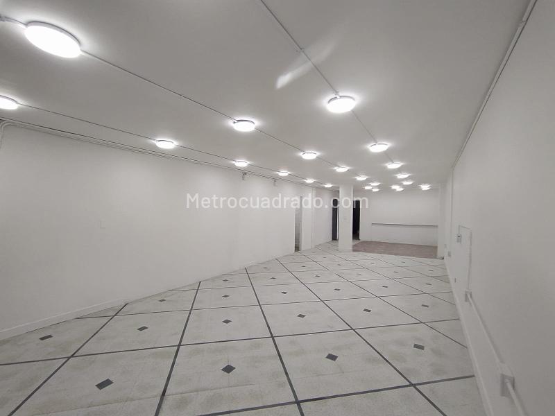 Commercial Space for Rent in Calasanz