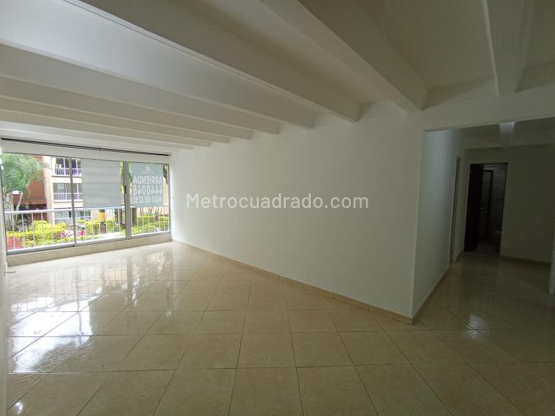 3BR Apartment for Rent in San Javier (Comuna 13), Medellín