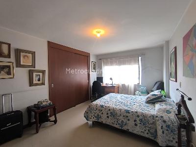 Apartamento de 3 alcobas en venta en Laureles, Medellín, 161 m² · foto 14 de 19