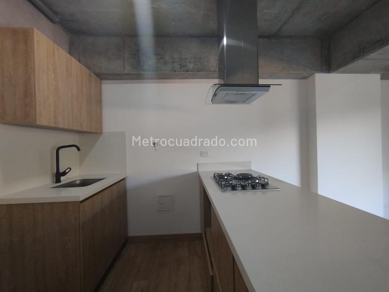 1BR Apartment in El Retiro (66 m²) - 2