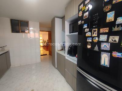 Apartamento en venta en Chico Navarra, Bogotá · foto 9 de 18