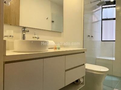 Apartamento de 2 alcobas en arriendo en Laureles, Medellín, 82 m² · foto 13 de 19
