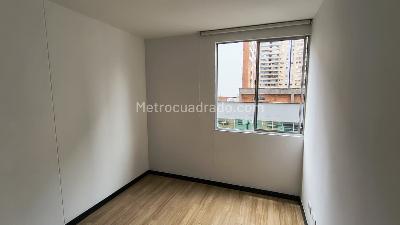 Apartamento de 3 alcobas en arriendo en Ciudad Del Rio, Medellín, 88 m² · foto 11 de 17