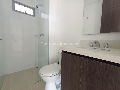 Apartamento de 3 alcobas en arriendo en San German, Medellín, 75 m² · foto 13 de 19