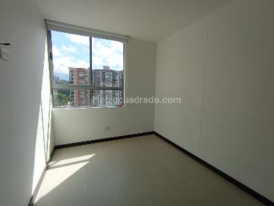 Apartamento de 3 alcobas en arriendo en San German, Medellín, 75 m² · foto 16 de 19