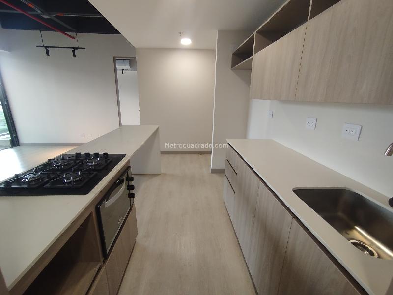 Cozy 1BR Apartment with Balcony in Patio Bonito - 5