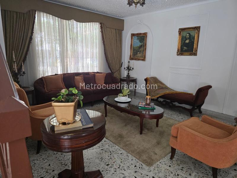 Versatile 5BR House for Rent in Los Colores - 7