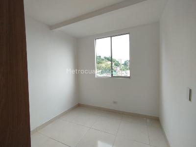 Apartamento de 3 alcobas en arriendo en Itagui, Itagüí, 64 m² · foto 10 de 15