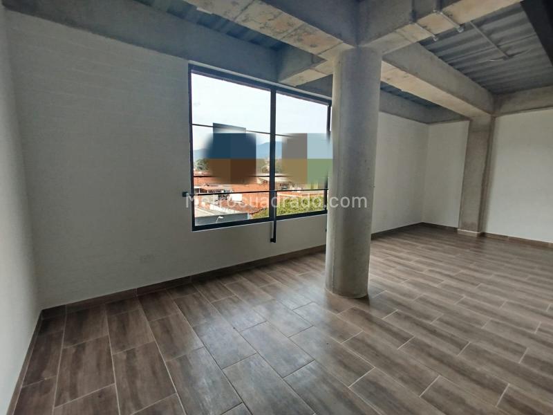 Estudio Encantador de 1 Alcoba en Cristo Rey - 5