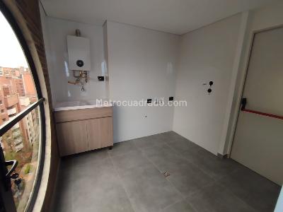 Apartamento de 3 alcobas en arriendo en Conquistadores, Medellín, 300 m² · foto 13 de 20