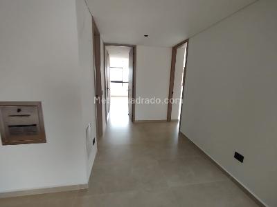 Apartamento de 3 alcobas en arriendo en Conquistadores, Medellín, 300 m² · foto 18 de 20