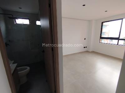 Apartamento de 3 alcobas en arriendo en Conquistadores, Medellín, 300 m² · foto 20 de 20