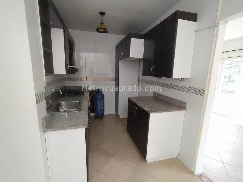 Apartamento Amplio de 5 Alcobas en Belén Fátima - 7