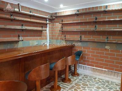 Casa de 5 alcobas en venta en Sabaneta, Sabaneta, 489 m² · foto 6 de 16