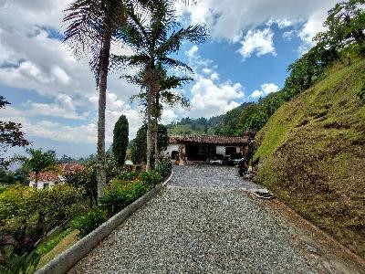 Casa en Arriendo, El Escobero, Envigado en Envigado, de Acrecer S.A.S.