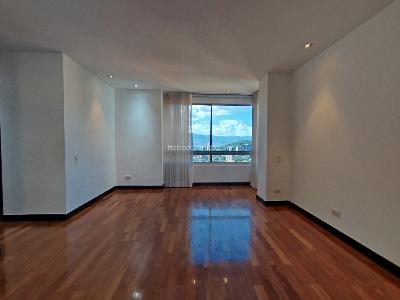Apartamento de 3 alcobas en arriendo en La Calera, Medellín, 226 m² · foto 16 de 20