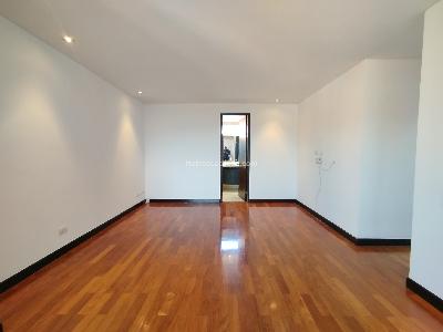 Apartamento de 3 alcobas en arriendo en La Calera, Medellín, 226 m² · foto 17 de 20