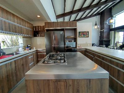 Casa de 4 alcobas en arriendo en Las Palmas M, Medellín, 450 m² · foto 9 de 20