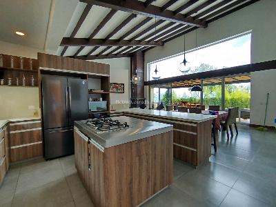 Casa de 4 alcobas en arriendo en Las Palmas M, Medellín, 450 m² · foto 10 de 20