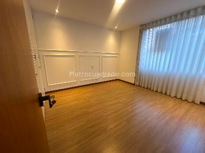 Apartamento de 3 alcobas en arriendo en Nuevo Poblado, Medellín, 170 m² · foto 7 de 15