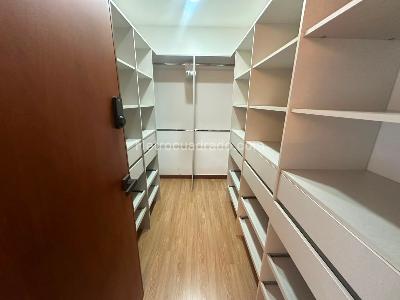 Apartamento de 3 alcobas en arriendo en Nuevo Poblado, Medellín, 170 m² · foto 12 de 15