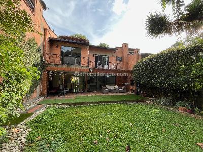 Casa de 4 alcobas en venta en Envigado, Envigado, 236 m² · foto 8 de 20