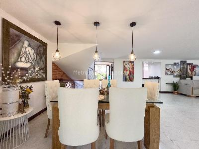 Casa de 4 alcobas en venta en Envigado, Envigado, 236 m² · foto 10 de 20