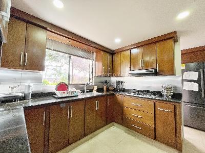 Casa de 4 alcobas en venta en Envigado, Envigado, 236 m² · foto 16 de 20