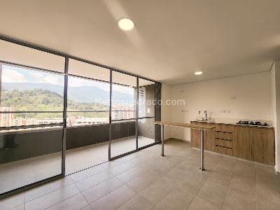Apartamento de 3 alcobas en venta en Sabaneta, Sabaneta, 78 m² · foto 2 de 8