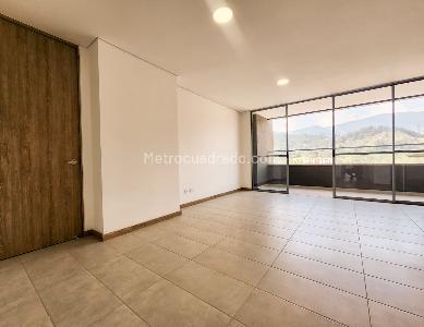 Apartamento de 3 alcobas en venta en Sabaneta, Sabaneta, 78 m² · foto 3 de 8