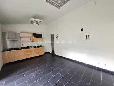 Casa de 4 alcobas en arriendo en El Campestre, Medellín, 300 m² · foto 5 de 20